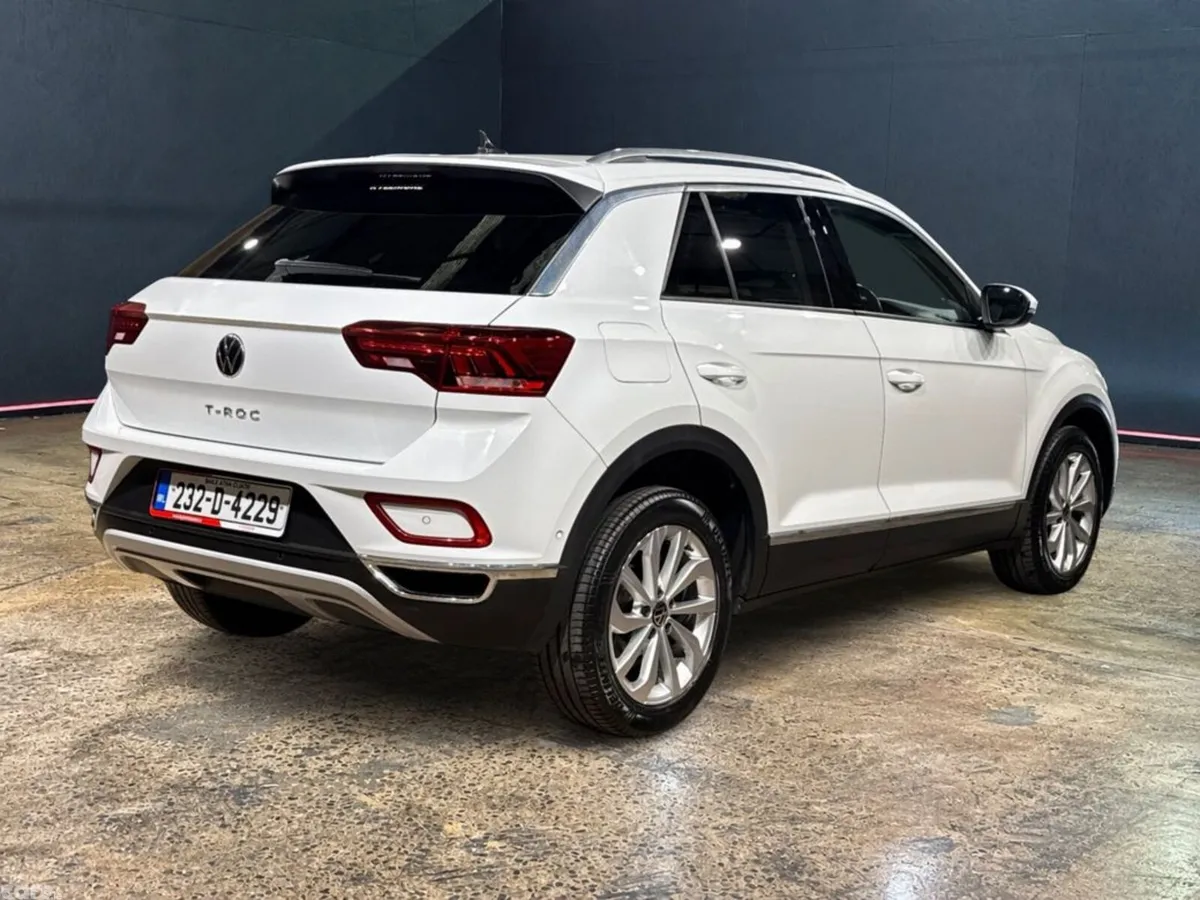 Volkswagen T-Roc SUV, Petrol, 2023, White