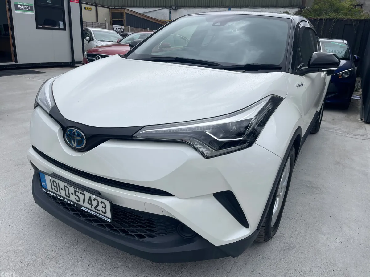 Toyota C-HR Hatchback, Petrol Hybrid, 2019, White