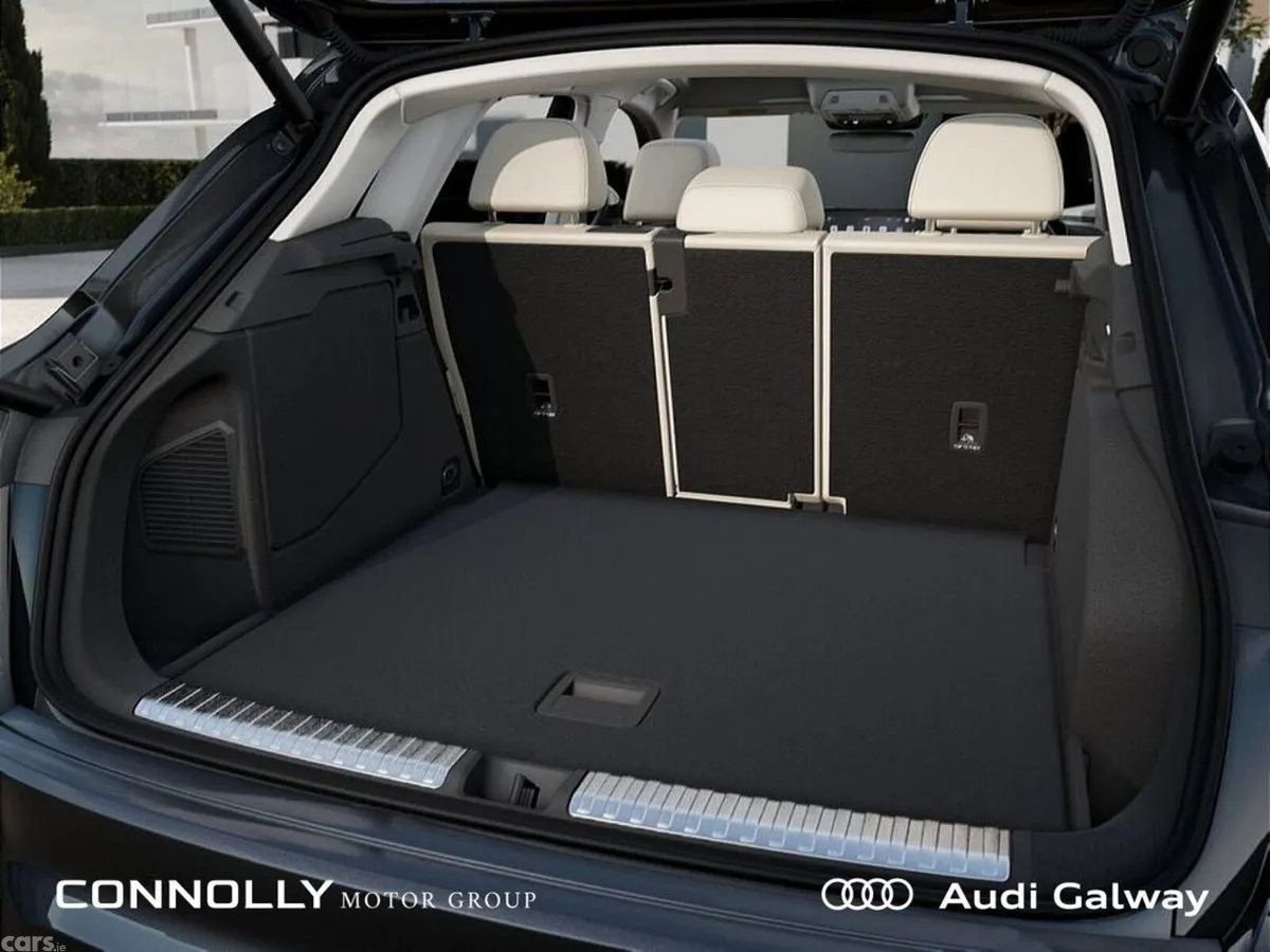 Audi Q3 SUV, Petrol Plug-in Hybrid, 2027, Black