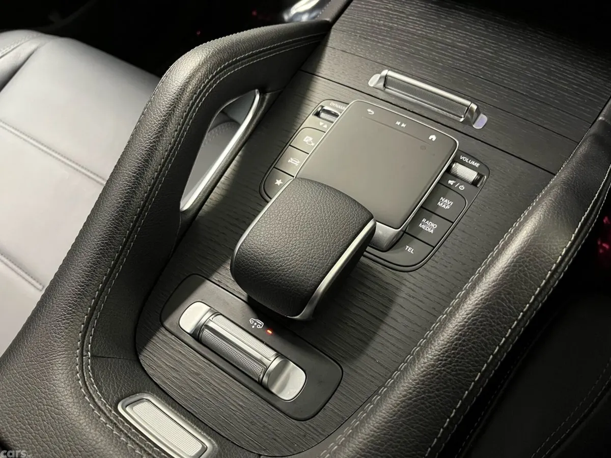 Mercedes-Benz GLE SUV, Diesel Hybrid, 2024, White