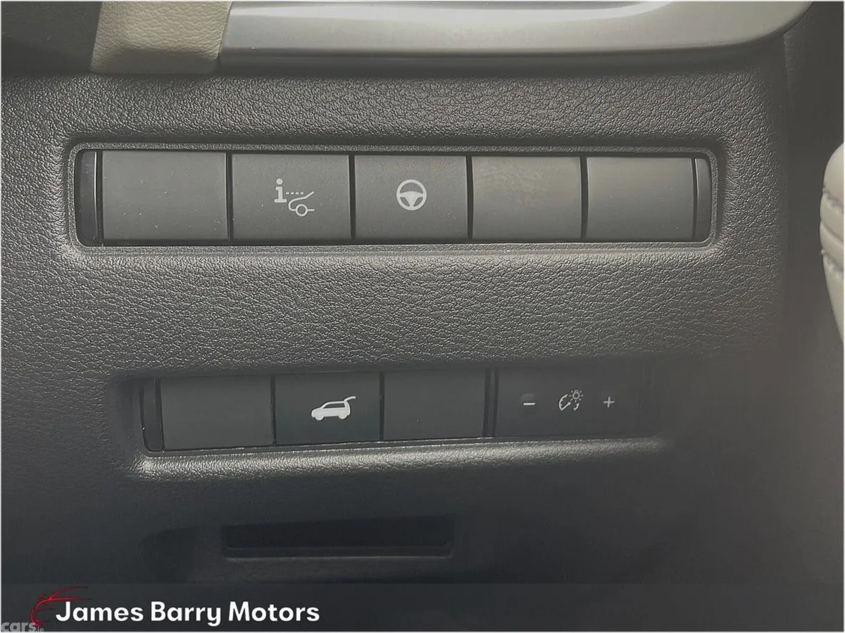 Nissan X-Trail SUV, Petrol Hybrid, 2026, Red