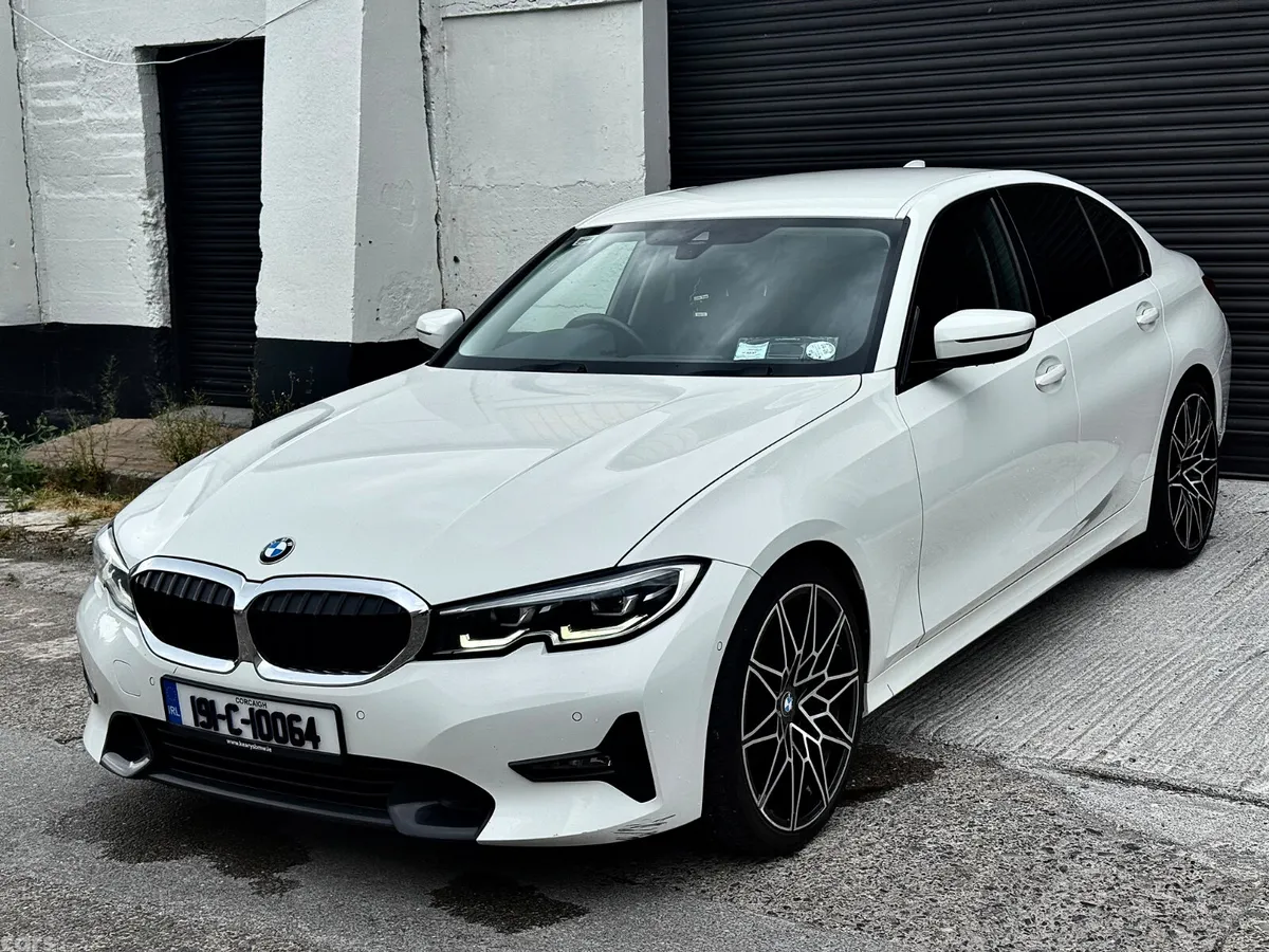 BMW 3-Series Saloon, Diesel, 2019, White