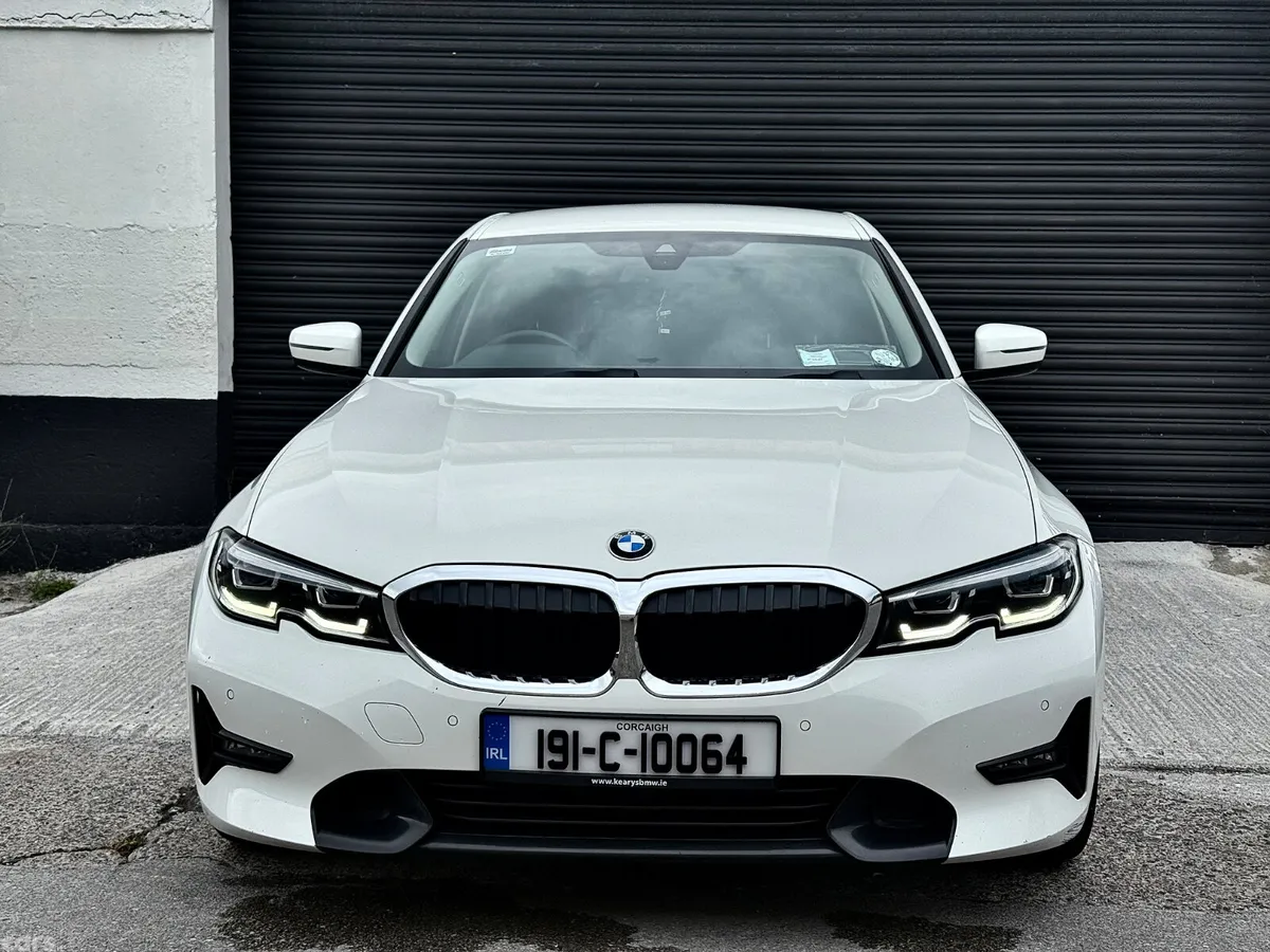 BMW 3-Series Saloon, Diesel, 2019, White
