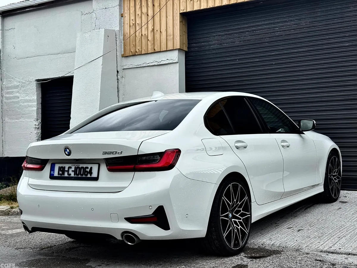 BMW 3-Series Saloon, Diesel, 2019, White