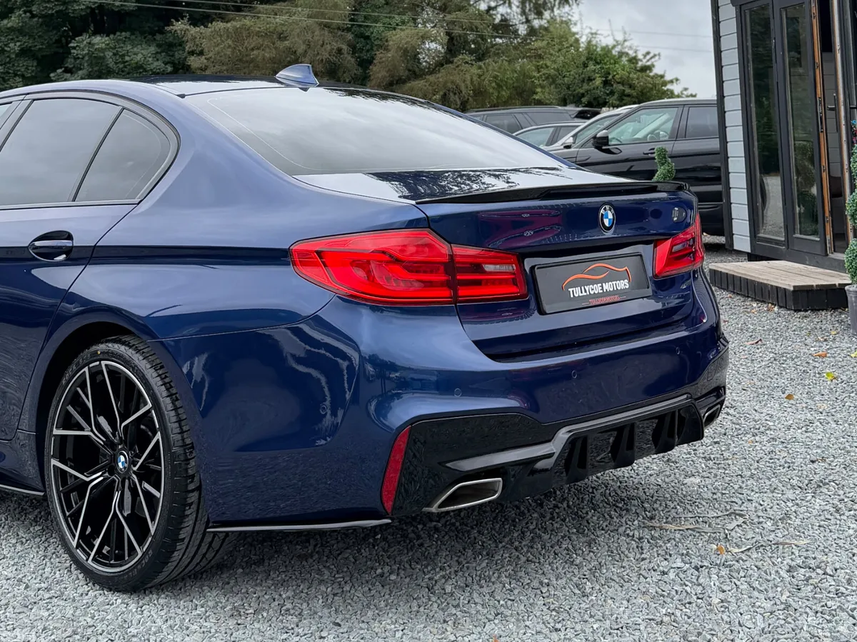 BMW 5-Series Saloon, Diesel, 2019, Blue