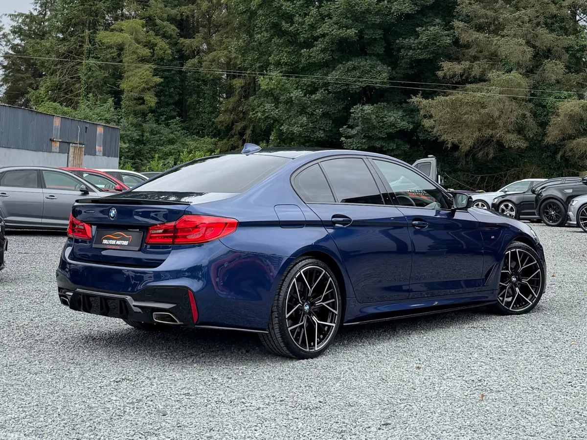 BMW 5-Series Saloon, Diesel, 2019, Blue