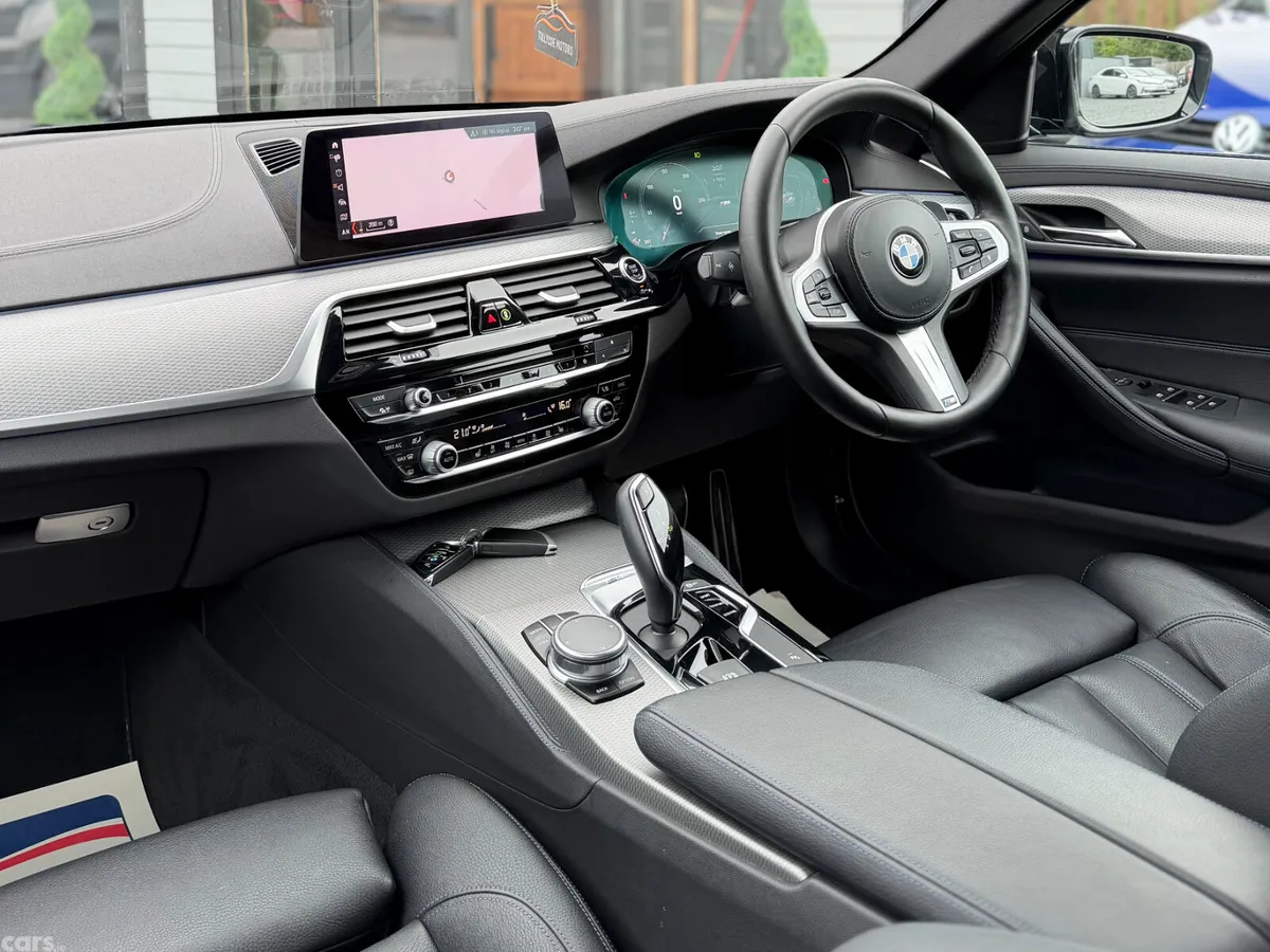 BMW 5-Series Saloon, Diesel, 2019, Blue