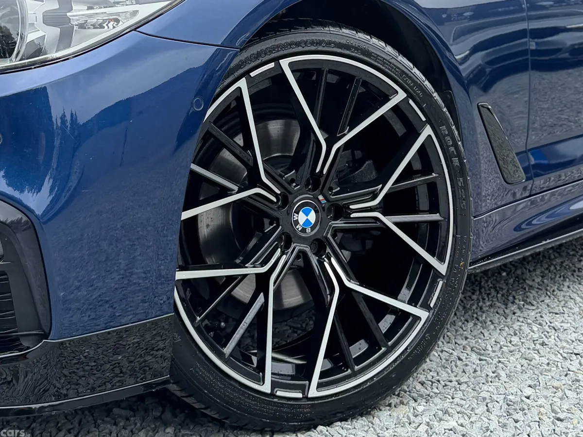 BMW 5-Series Saloon, Diesel, 2019, Blue