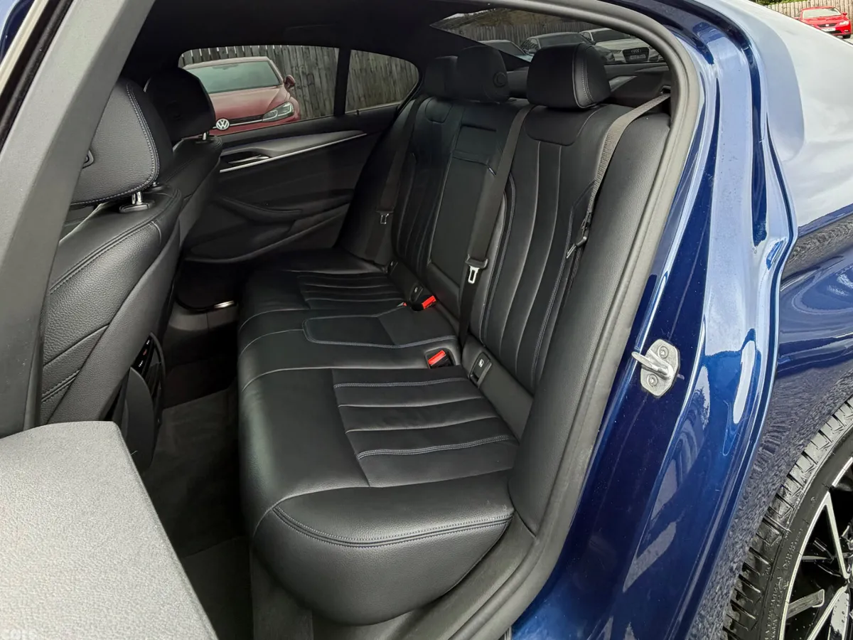 BMW 5-Series Saloon, Diesel, 2019, Blue