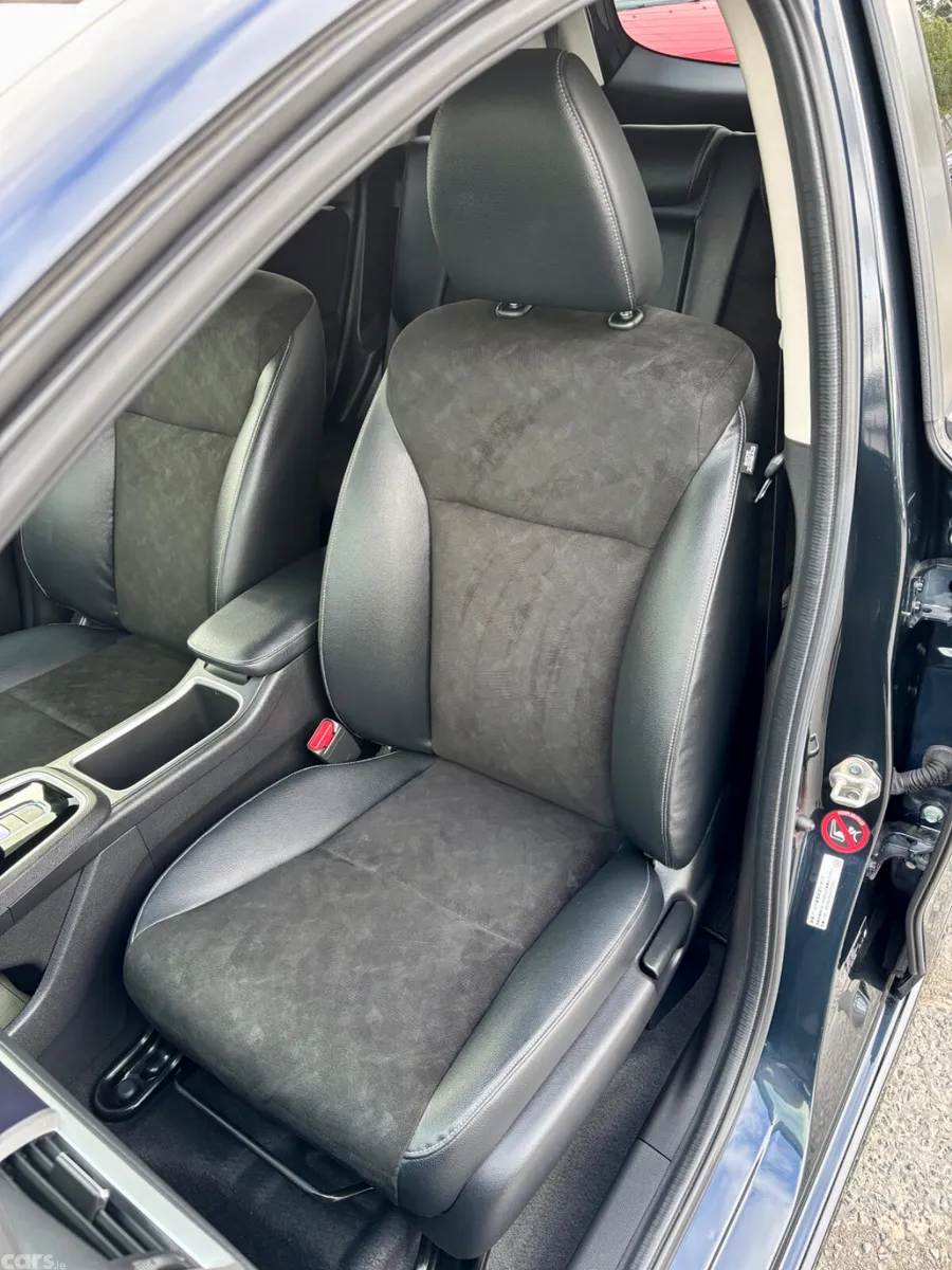 Honda Shuttle MPV, Petrol Hybrid, 2016, Blue