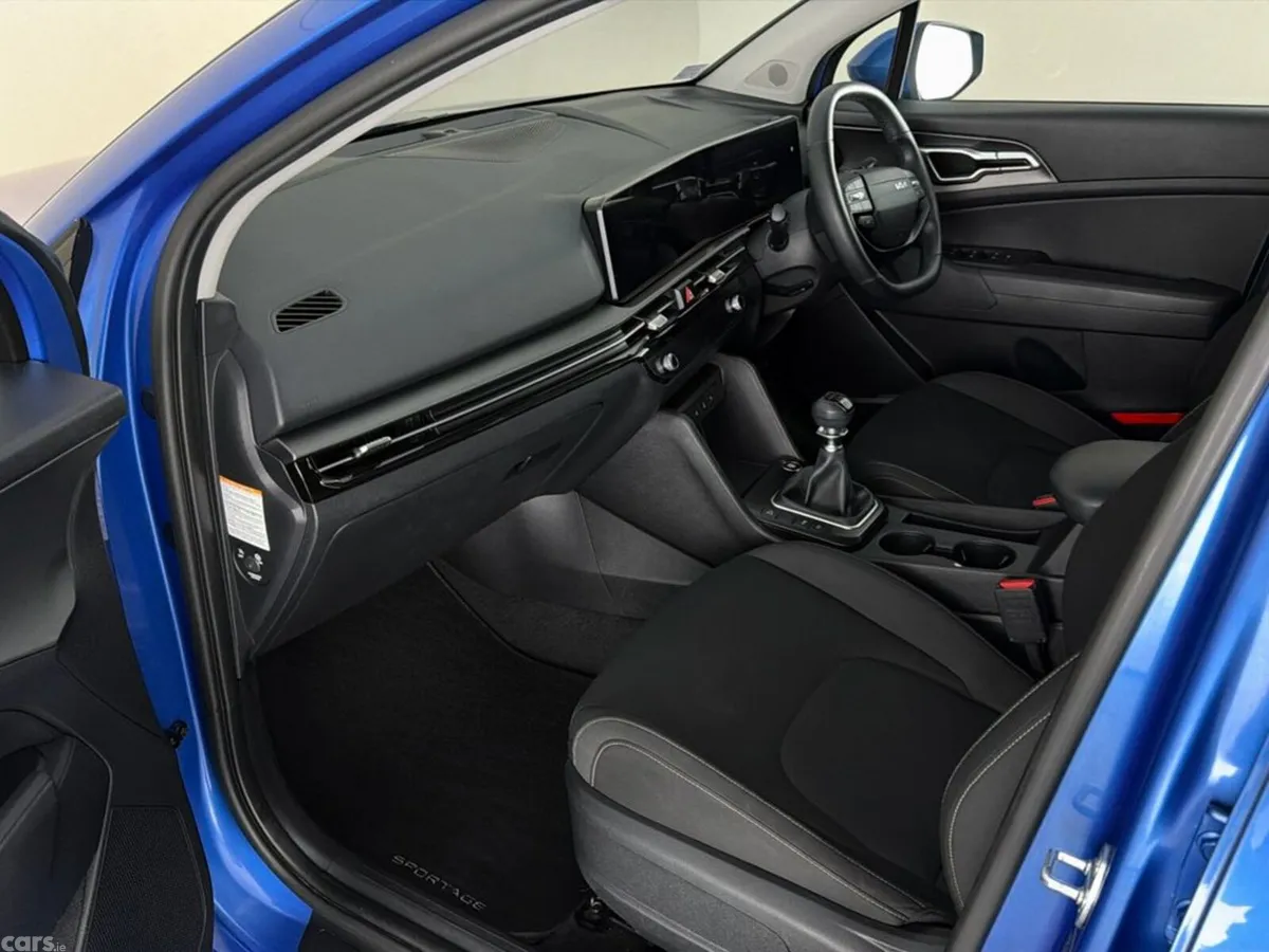 Kia Sportage SUV, Diesel Hybrid, 2025, Blue