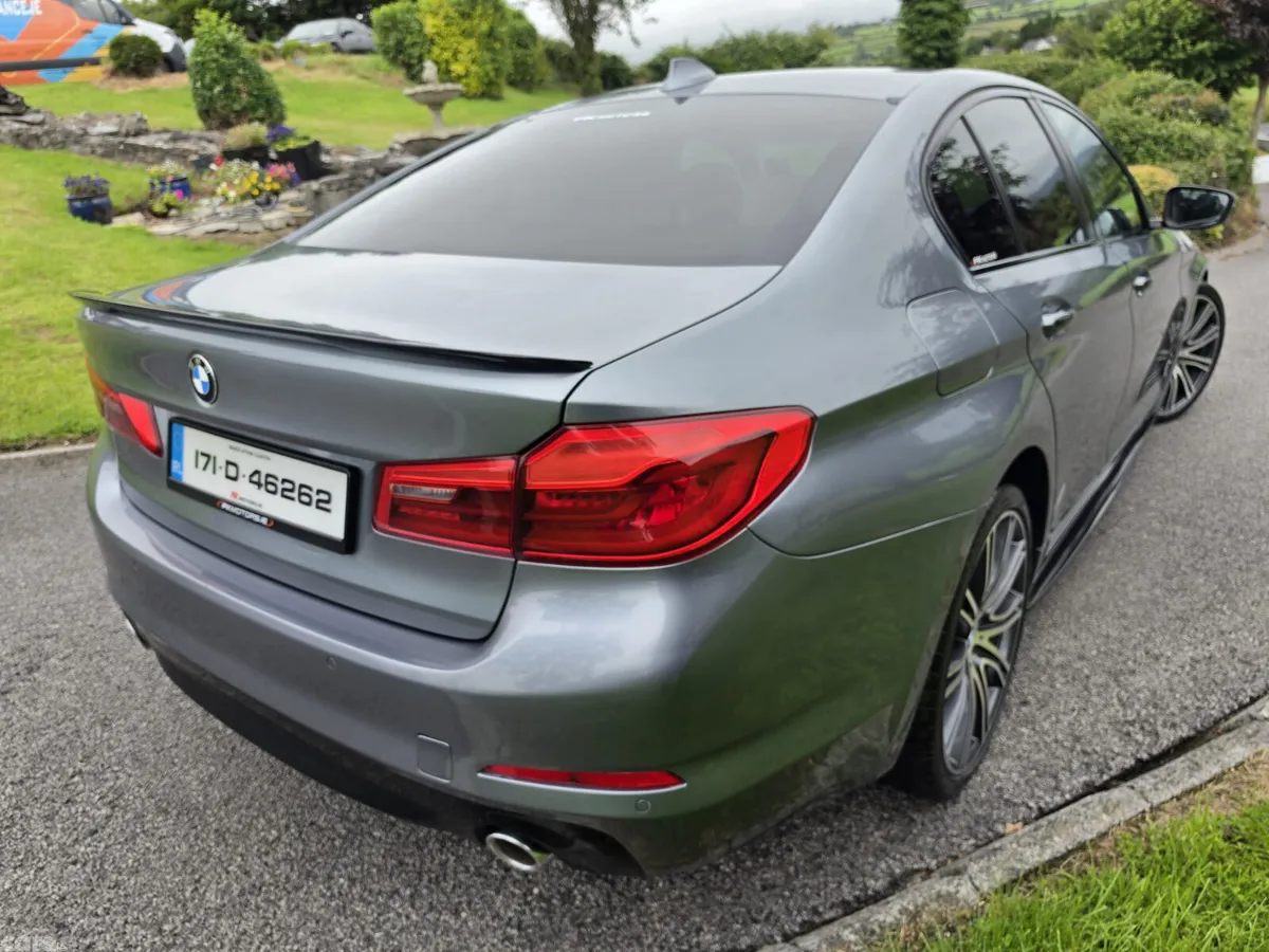 BMW 5-Series Saloon, Diesel, 2017, Blue
