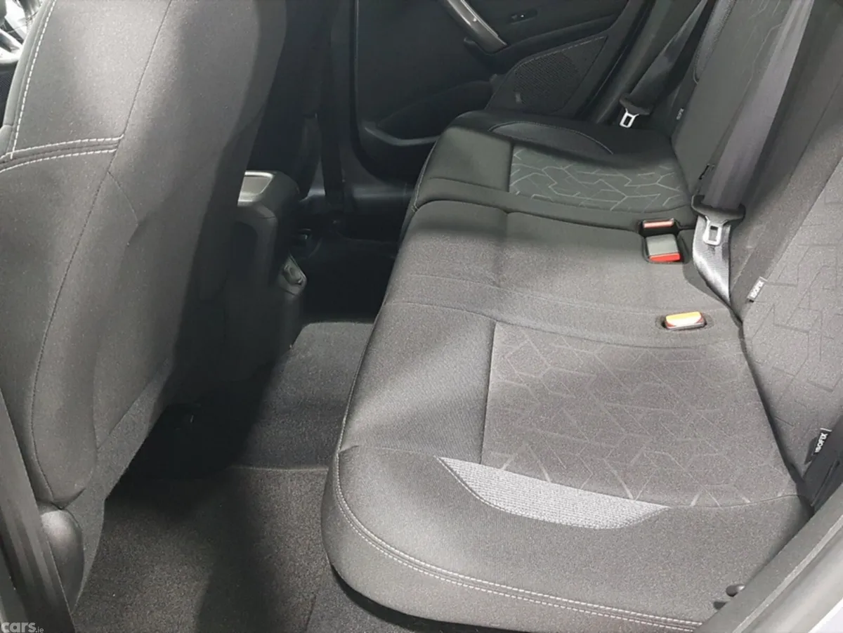 Peugeot 2008 Estate, Diesel, 2018, Grey