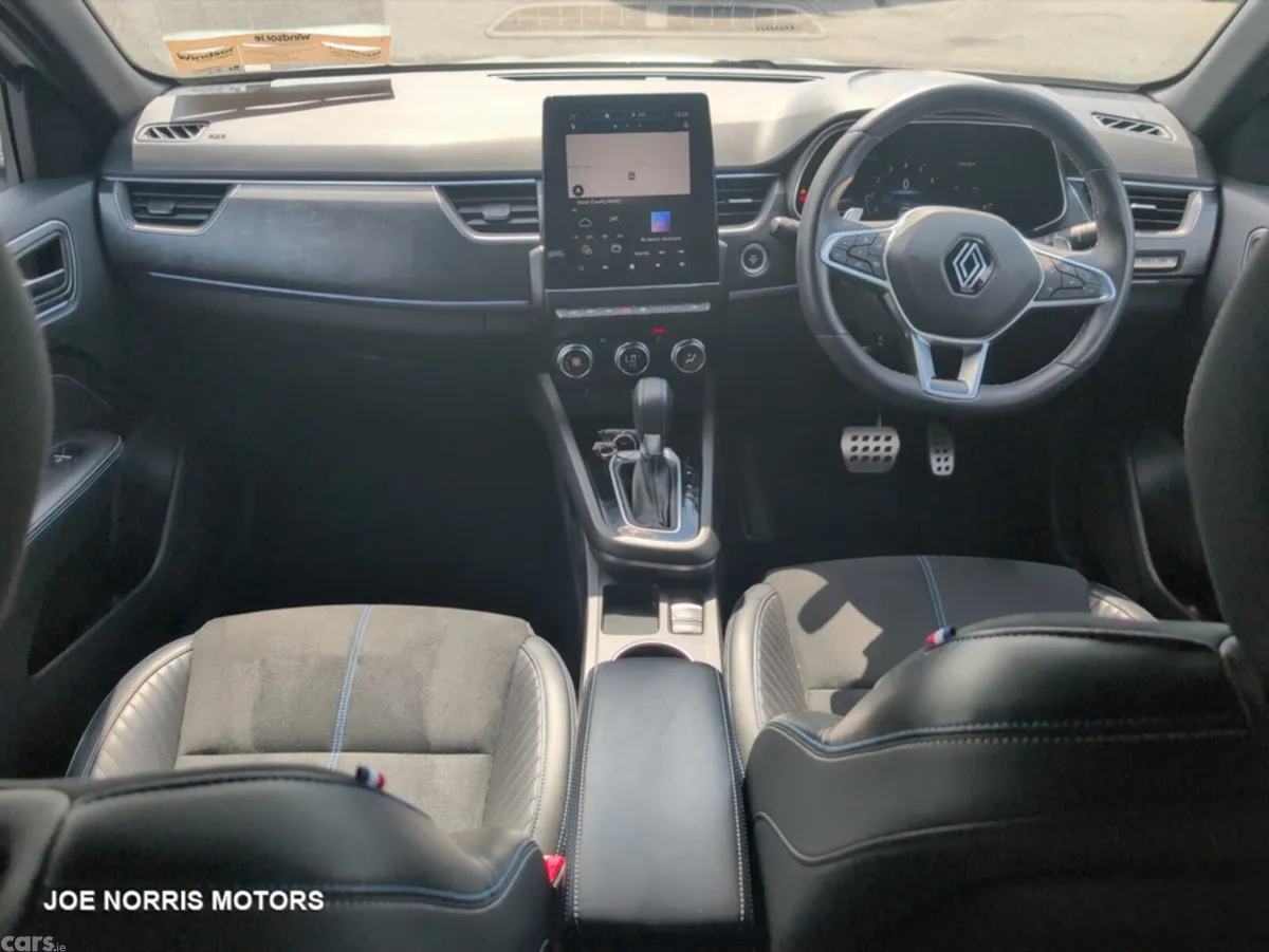 Renault Arkana Hatchback, Petrol, 2024, White