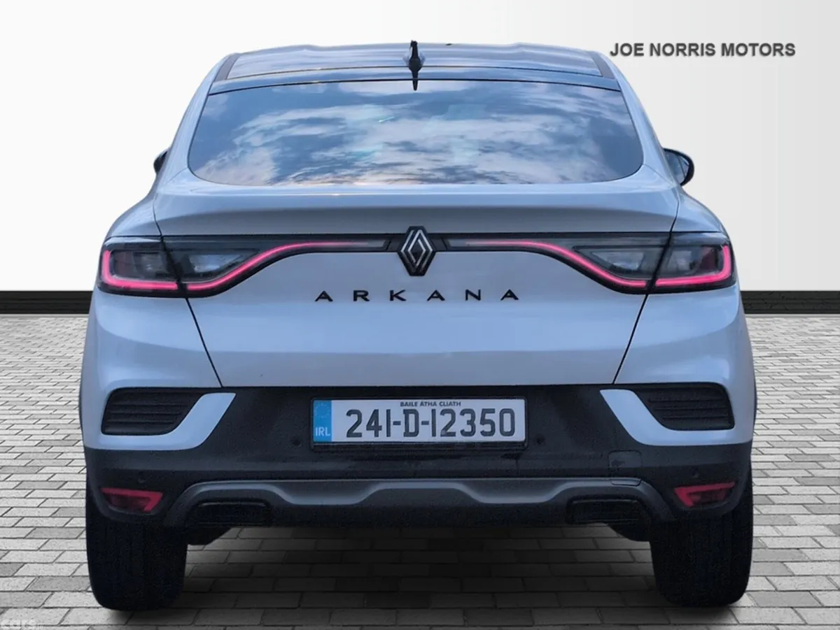 Renault Arkana Hatchback, Petrol, 2024, White