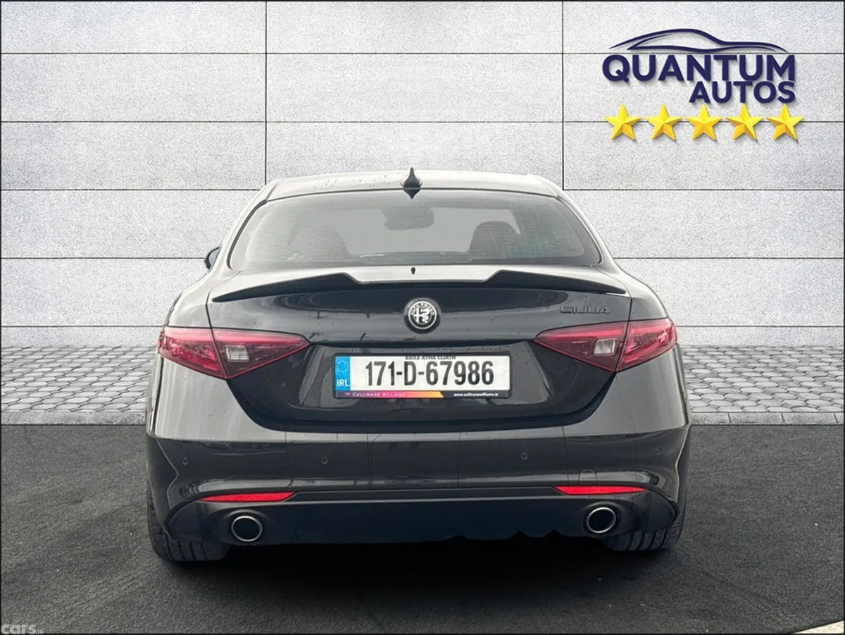 Alfa Romeo Giulia Saloon, Diesel, 2017, Black