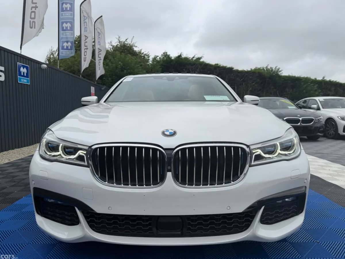BMW 7-Series Saloon, Petrol Plug-in Hybrid, 2018, White