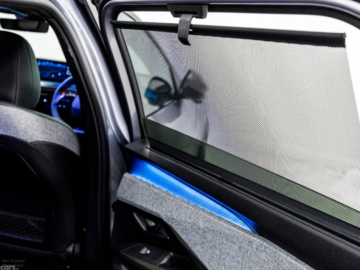 Peugeot 5008 SUV, Petrol Plug-in Hybrid, 2025, Grey