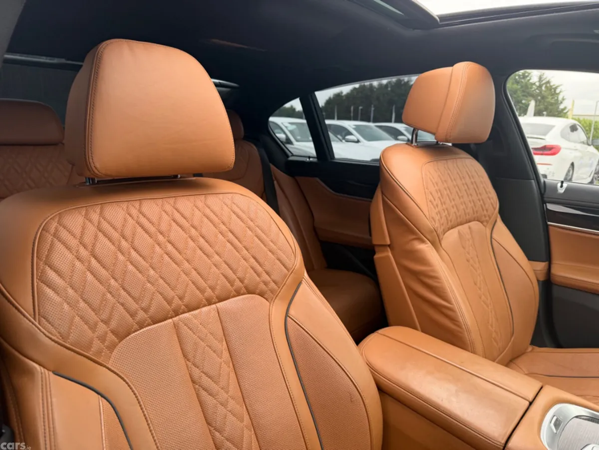 BMW 7-Series Saloon, Petrol Plug-in Hybrid, 2018, White