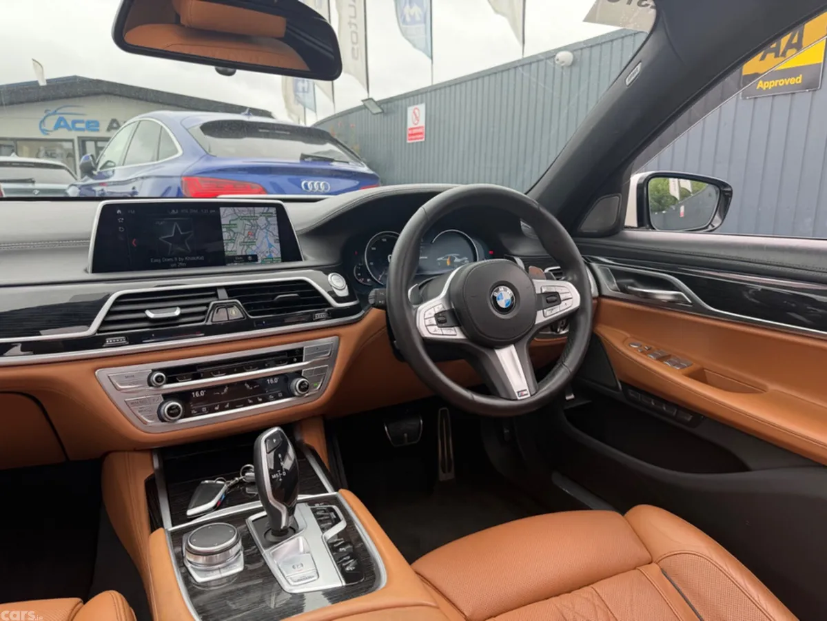 BMW 7-Series Saloon, Petrol Plug-in Hybrid, 2018, White