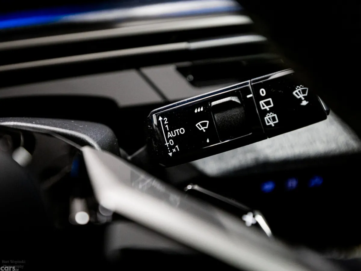 Peugeot 5008 SUV, Petrol Plug-in Hybrid, 2025, Grey