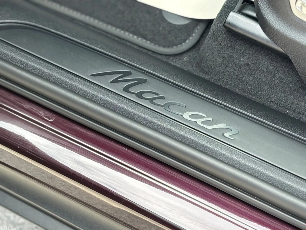 Porsche Macan Van, Petrol, 2023, Red