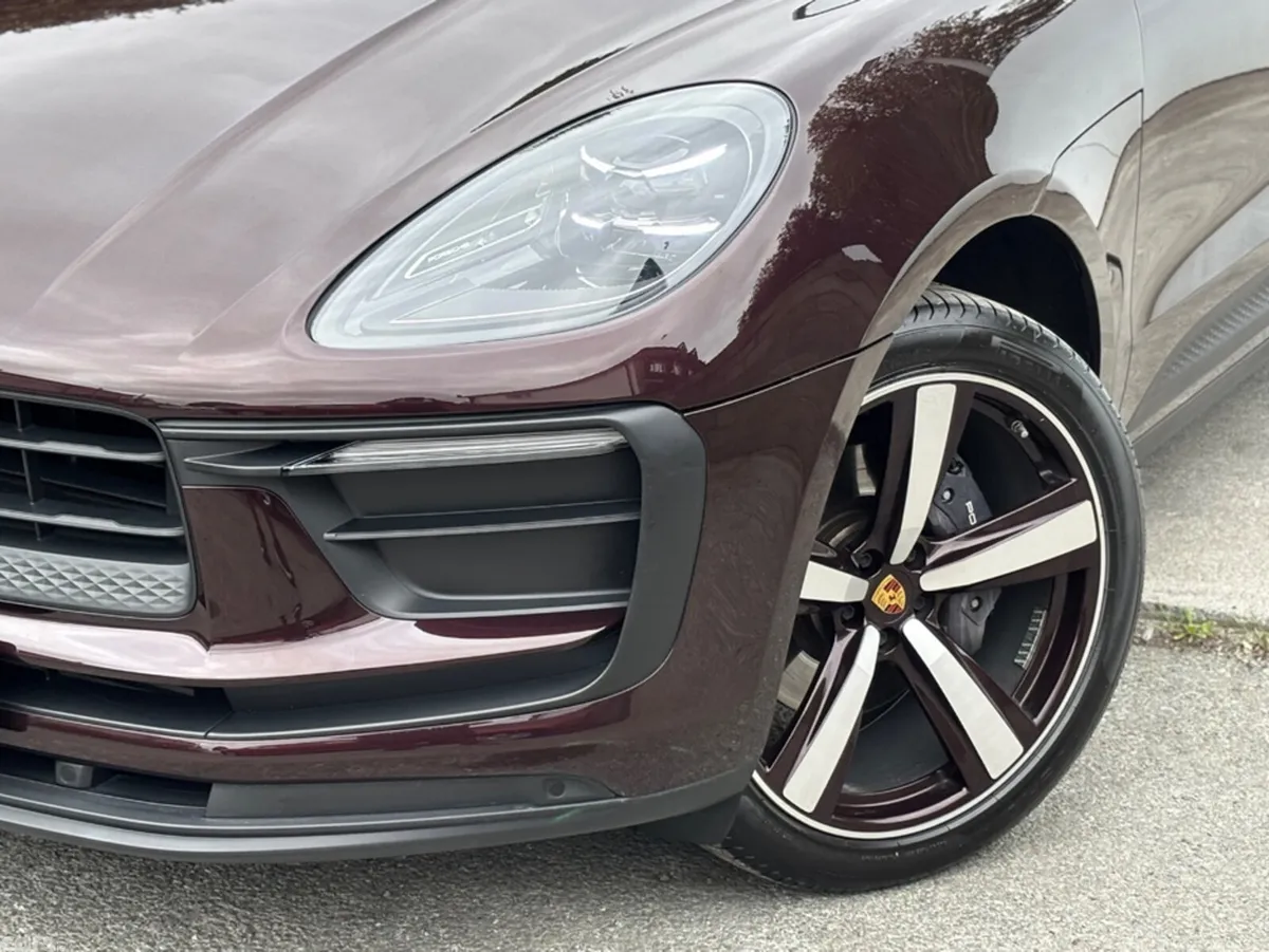 Porsche Macan Van, Petrol, 2023, Red