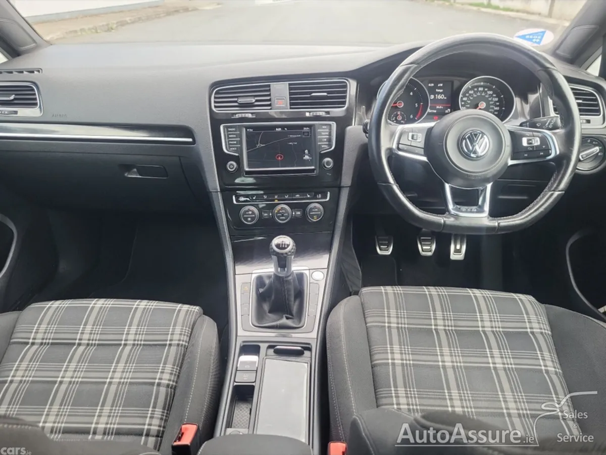 Volkswagen Golf Hatchback, Diesel, 2016, Grey