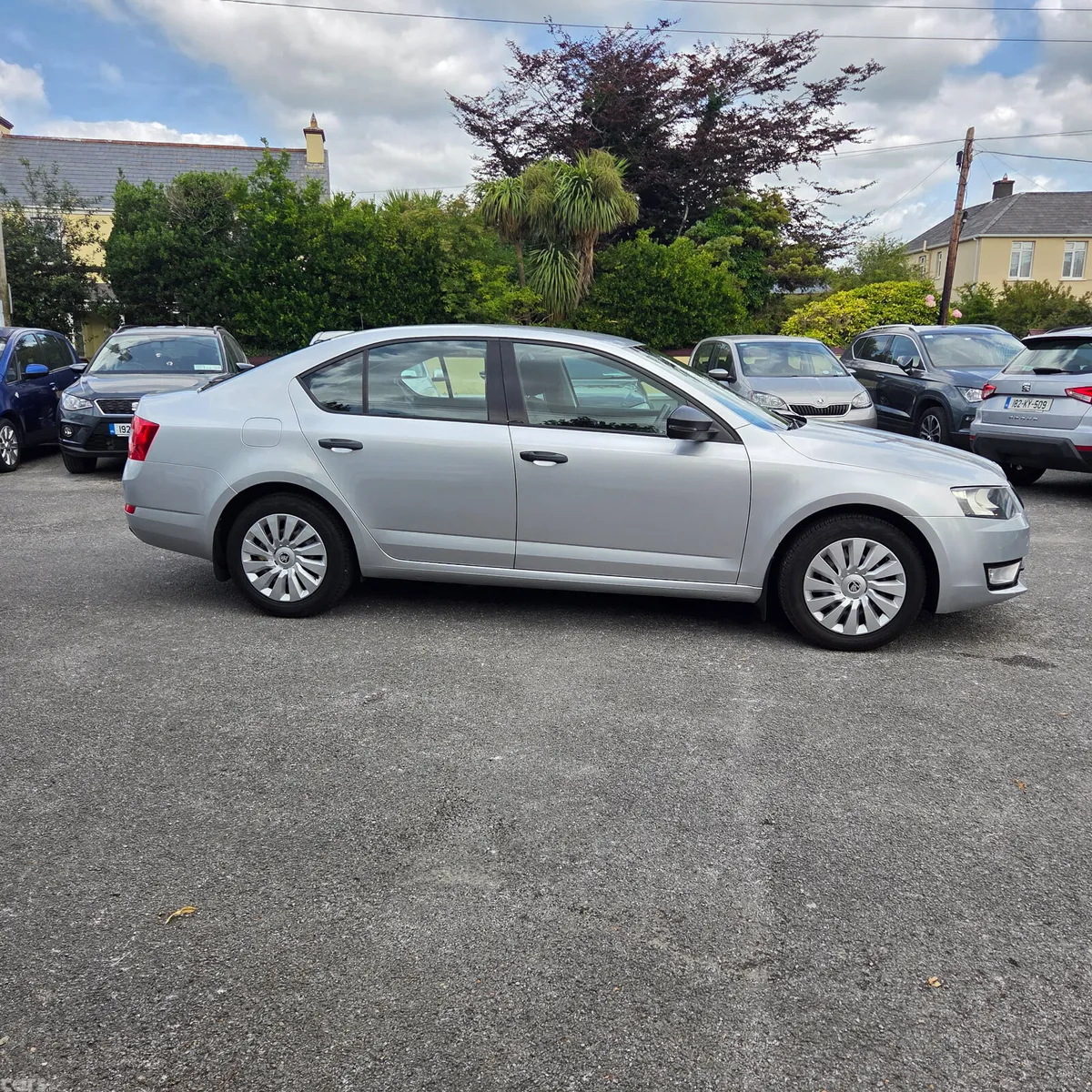 Skoda Octavia Saloon, Diesel, 2017, Grey