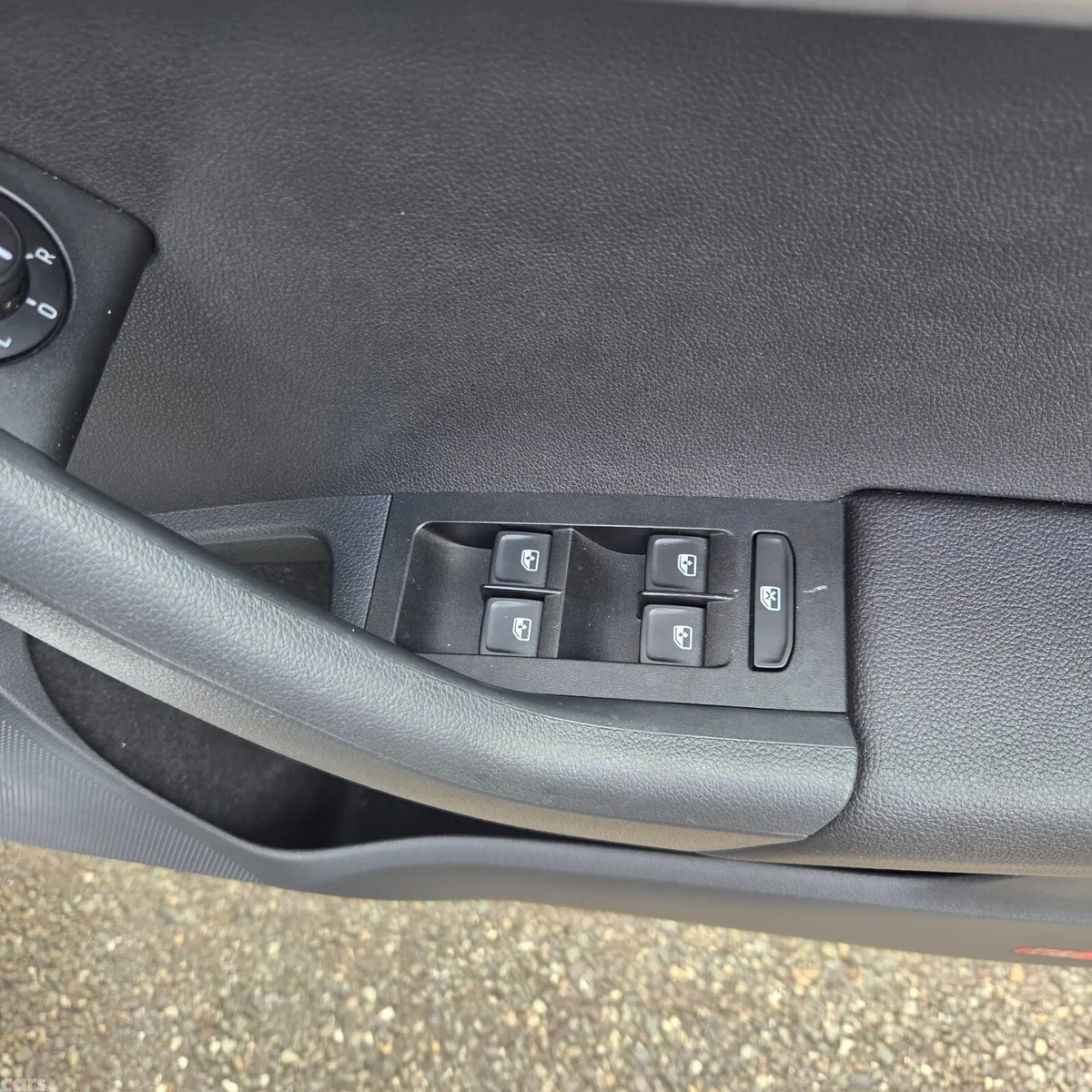 Skoda Octavia Saloon, Diesel, 2017, Grey