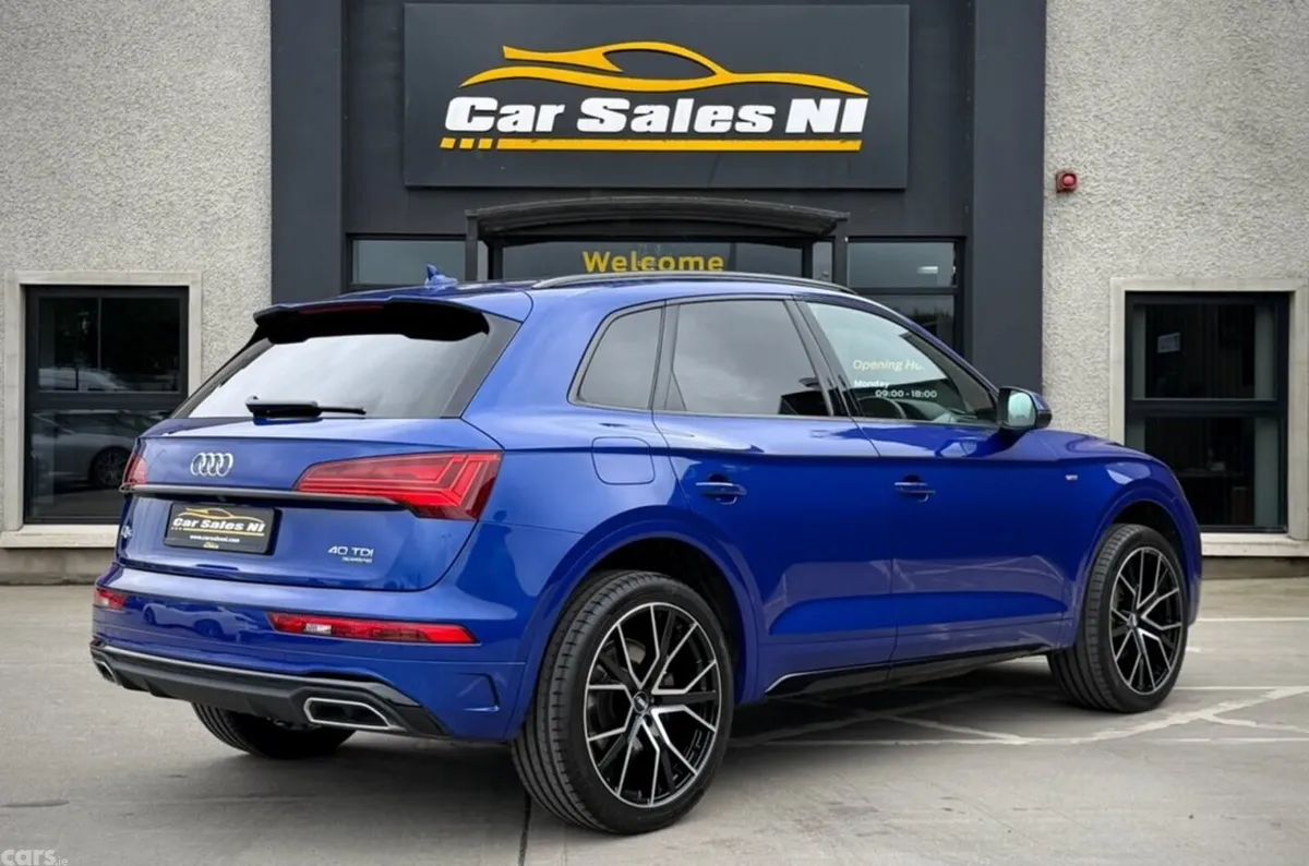 Audi Q5 SUV, Diesel Hybrid, 2023, Blue