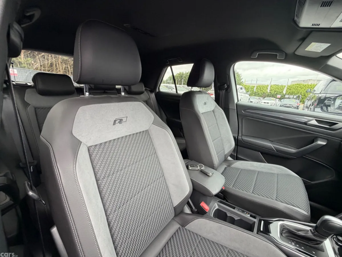 Volkswagen T-Roc SUV, Diesel, 2021, White