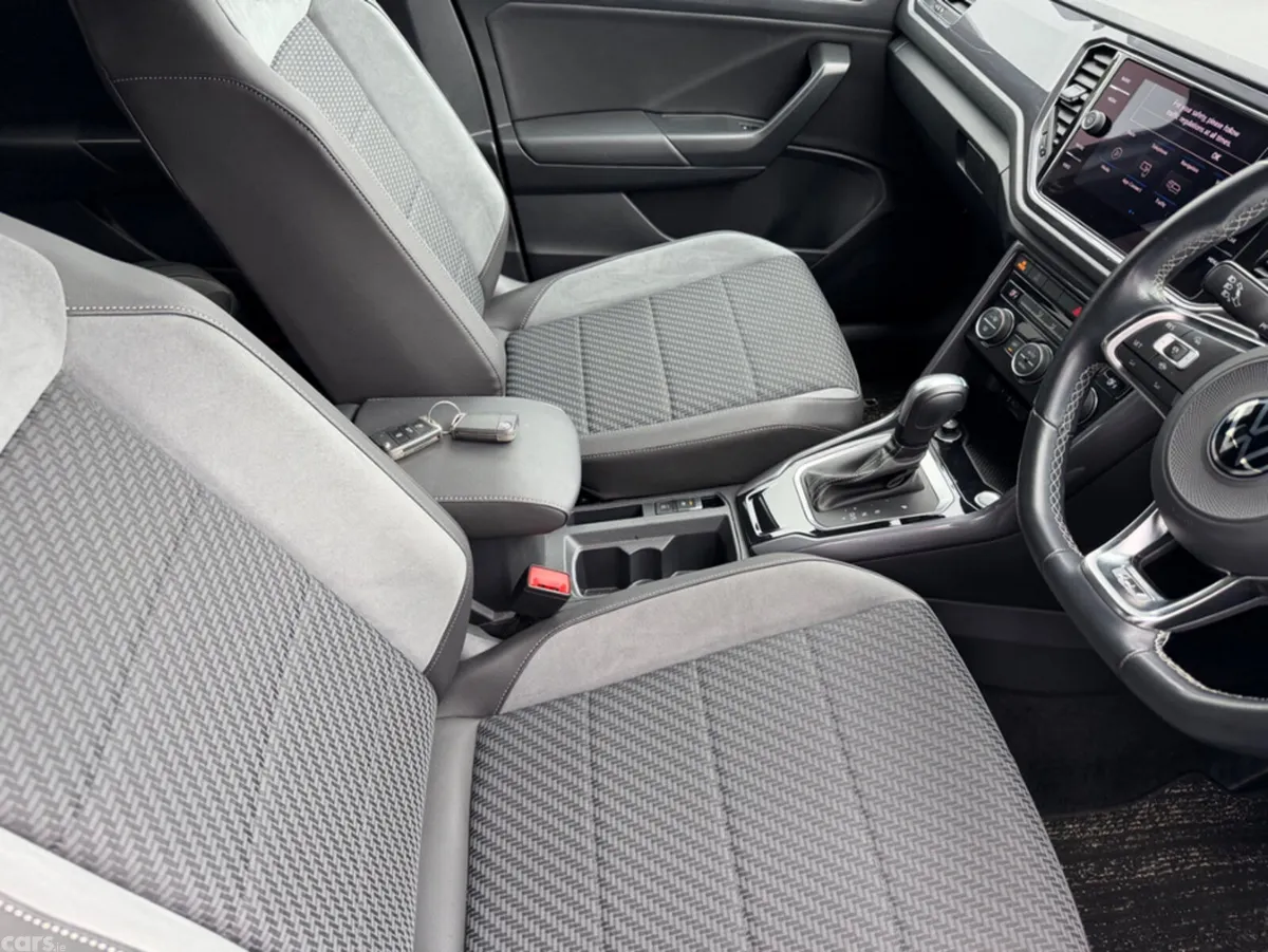 Volkswagen T-Roc SUV, Diesel, 2021, White