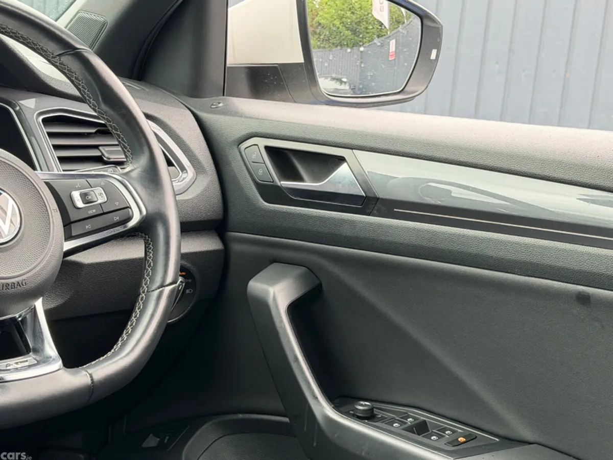 Volkswagen T-Roc SUV, Diesel, 2021, White
