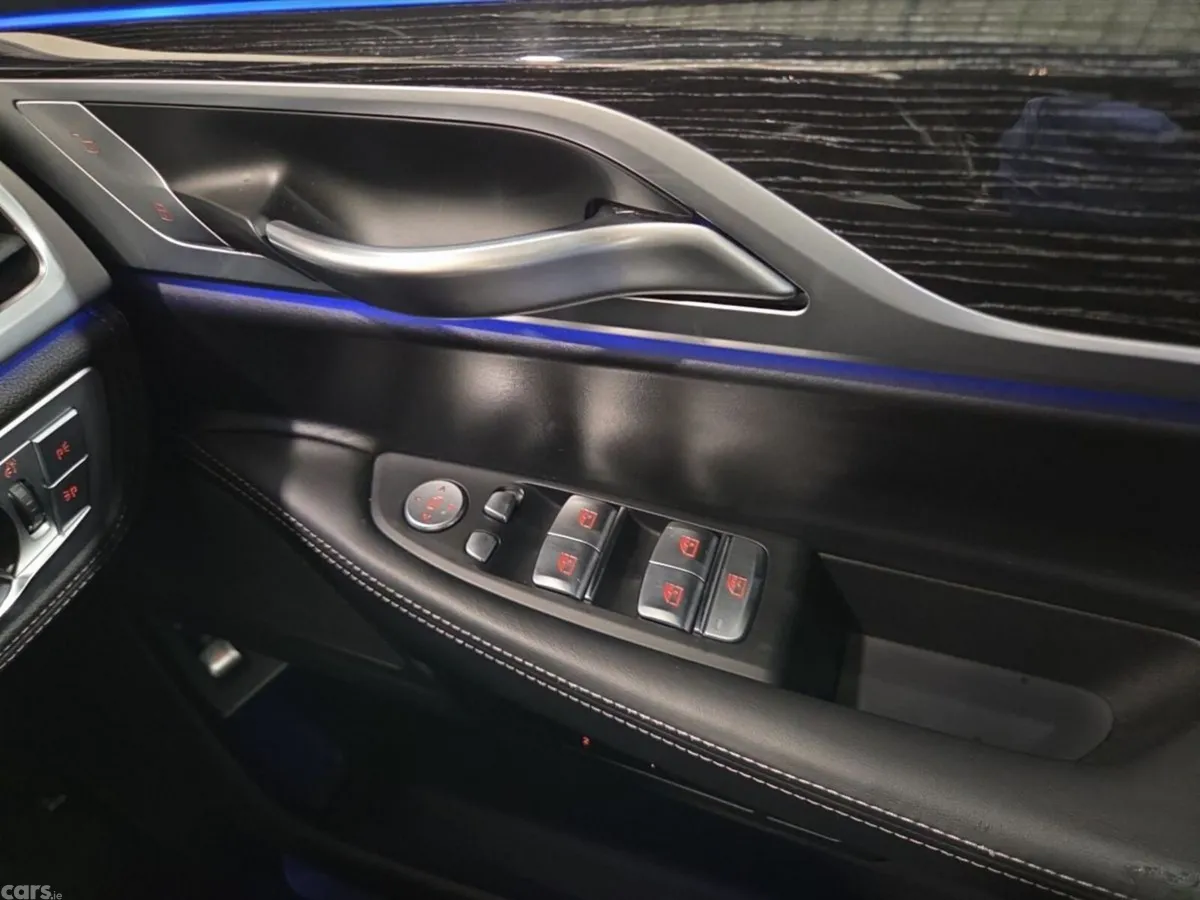 BMW 7-Series Saloon, Petrol Plug-in Hybrid, 2023, Grey