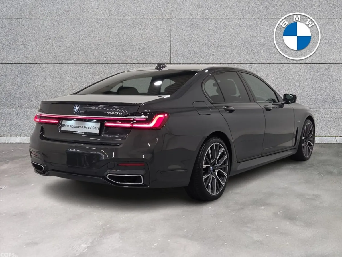 BMW 7-Series Saloon, Petrol Plug-in Hybrid, 2023, Grey