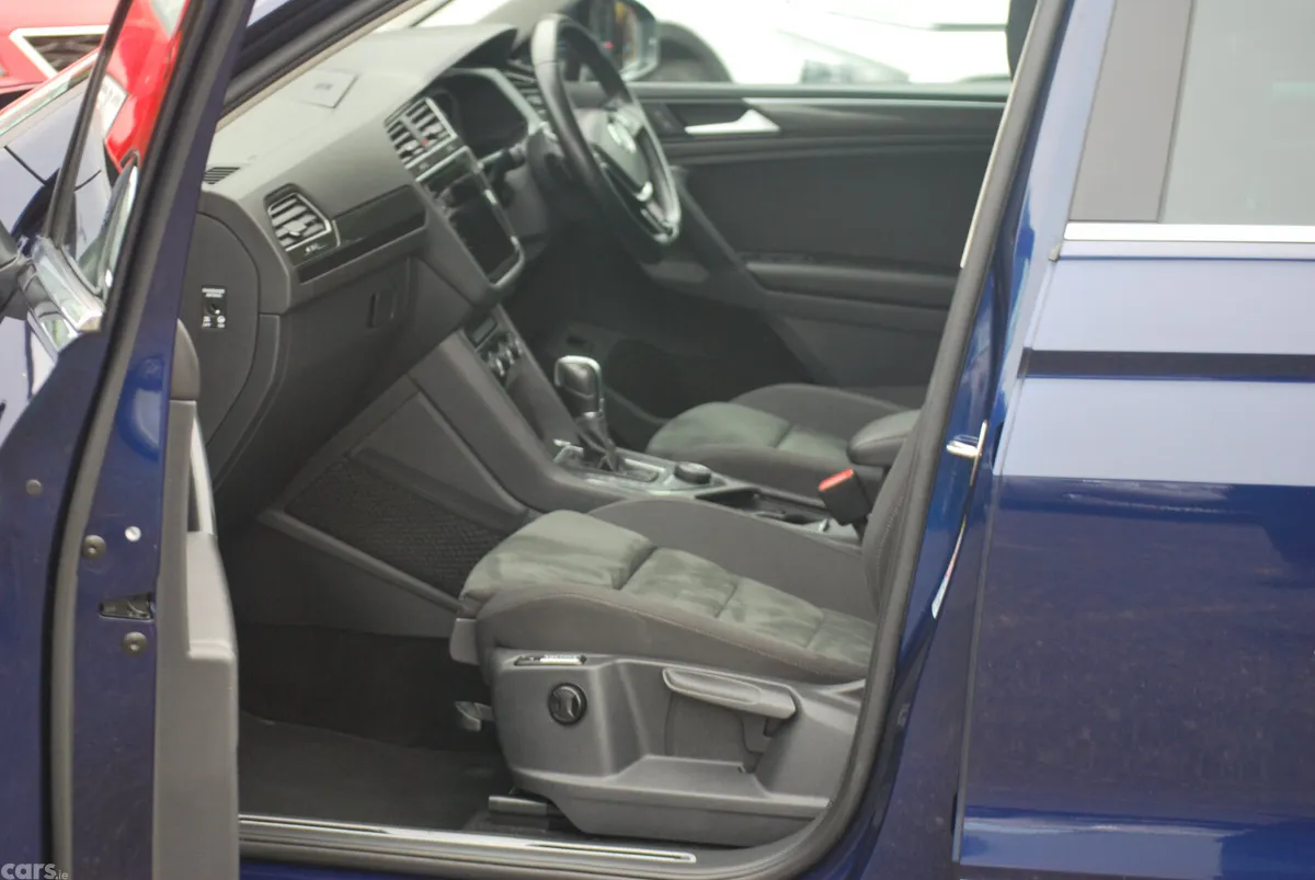 Volkswagen Tiguan SUV, Diesel, 2019, Blue