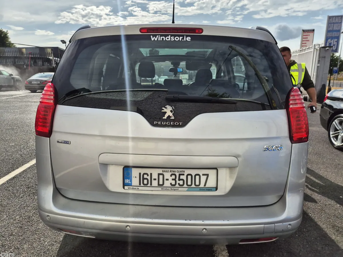 Peugeot 5008 MPV, Diesel, 2016, Grey