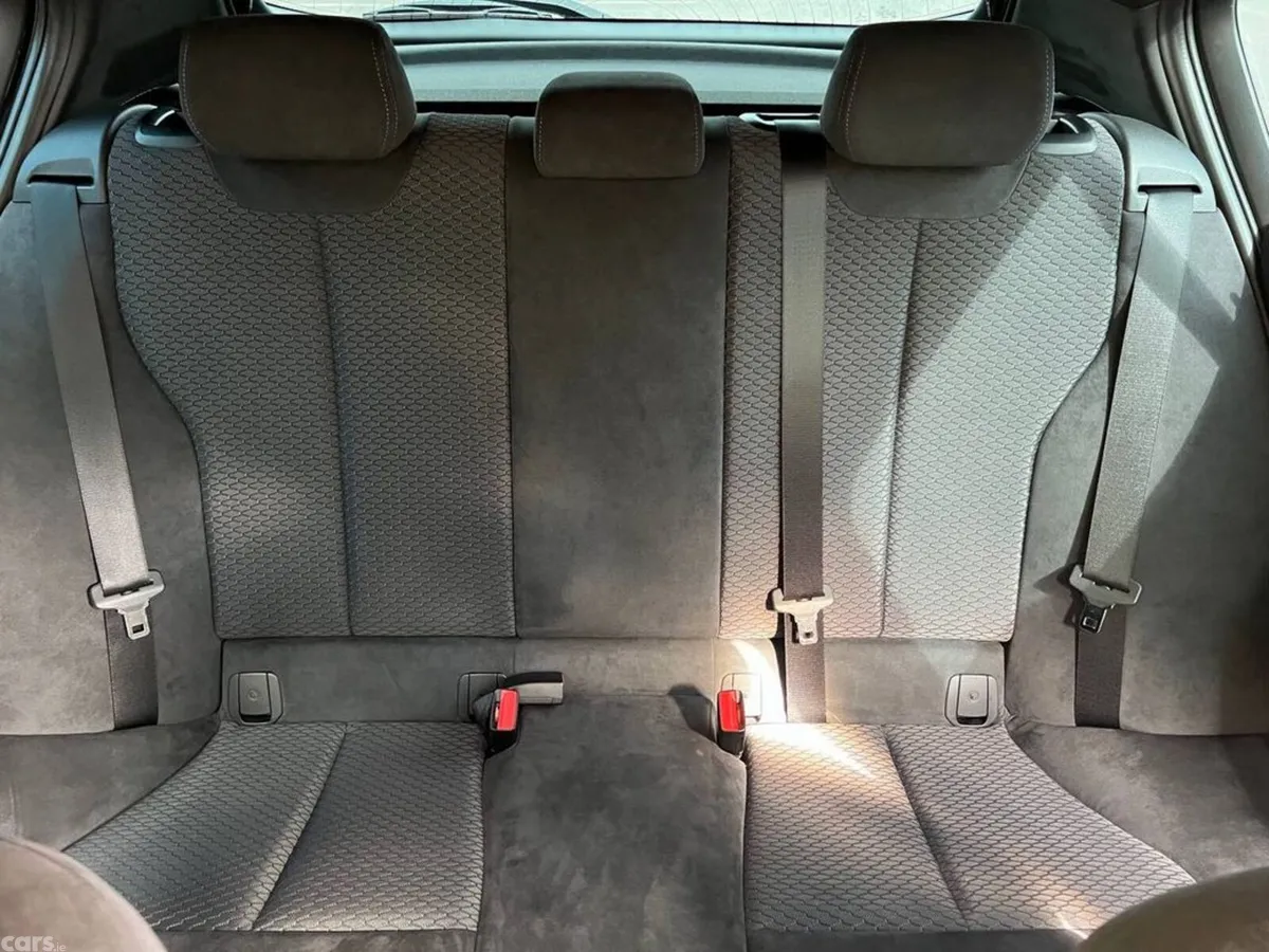 BMW 1-Series Hatchback, Diesel, 2017, Black
