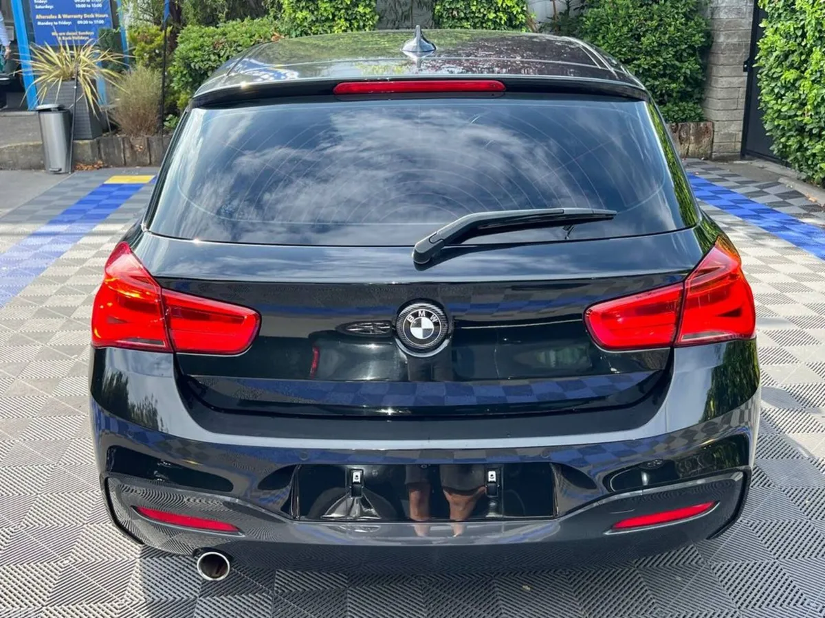 BMW 1-Series Hatchback, Diesel, 2017, Black