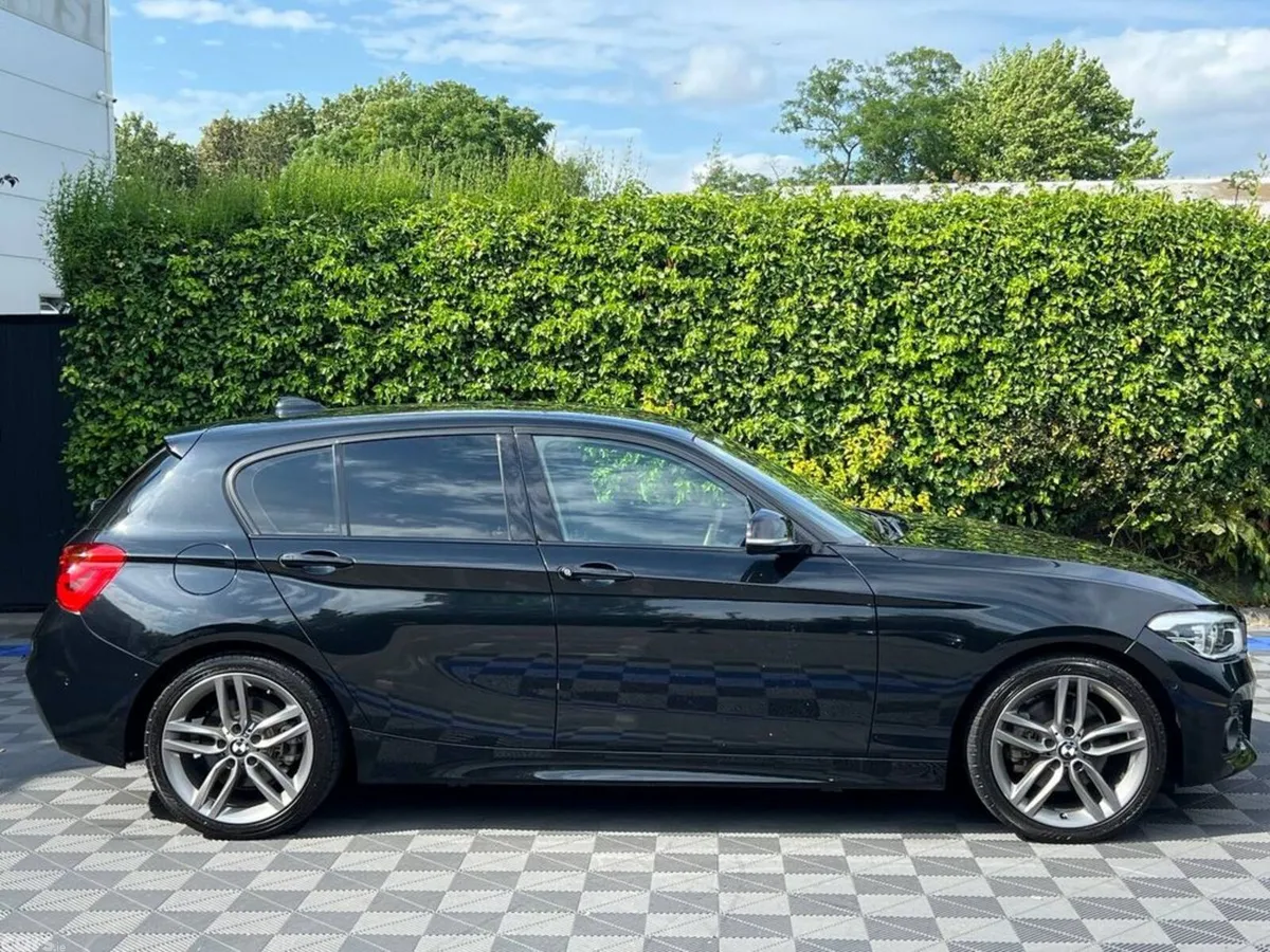 BMW 1-Series Hatchback, Diesel, 2017, Black