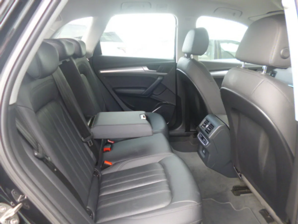Audi Q5 SUV, Diesel, 2023, Black