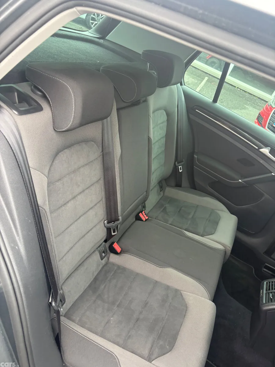Volkswagen Golf Estate, Petrol, 2018, Grey