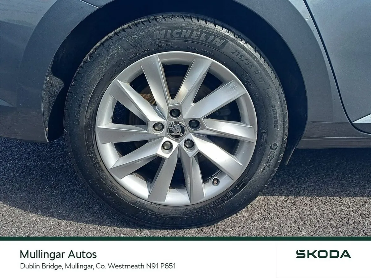 Skoda Superb Saloon, Diesel, 2023, Grey