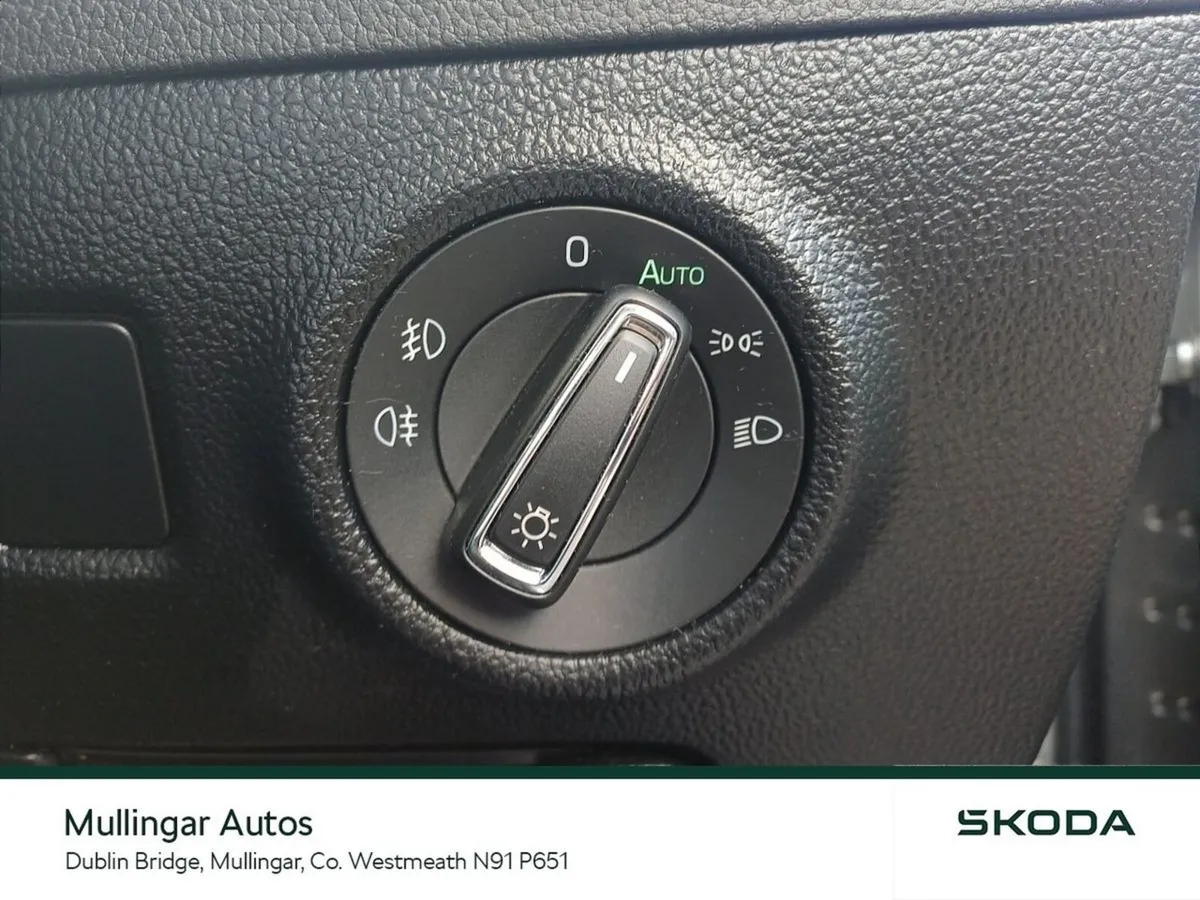 Skoda Superb Saloon, Diesel, 2023, Grey