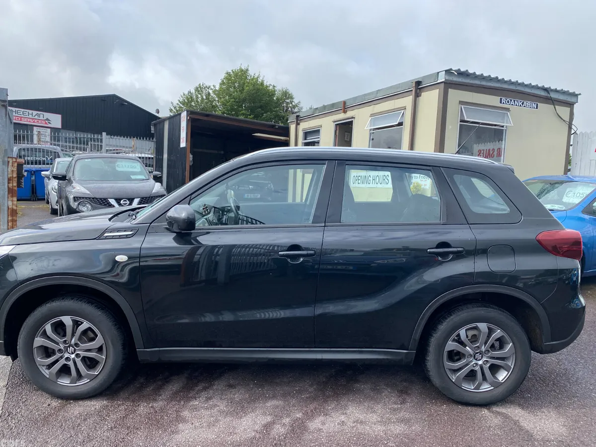 Suzuki Vitara SUV, Petrol, 2020, Black