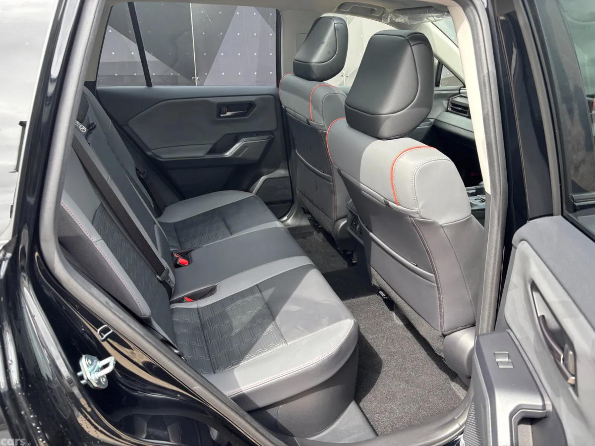 Toyota RAV4 SUV, Petrol Hybrid, 2026, Black