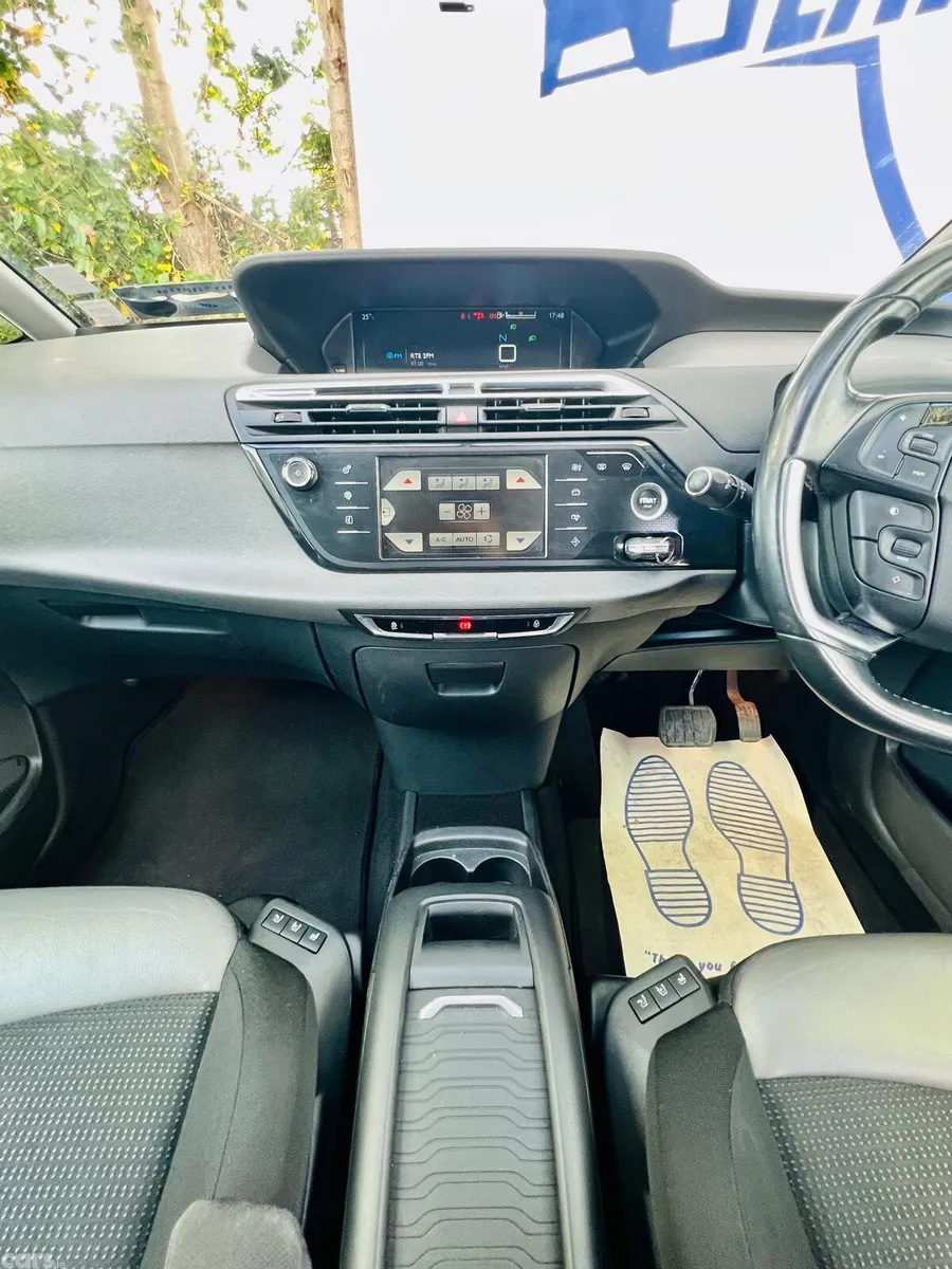 Citroen C4 Picasso MPV, Diesel, 2015, White