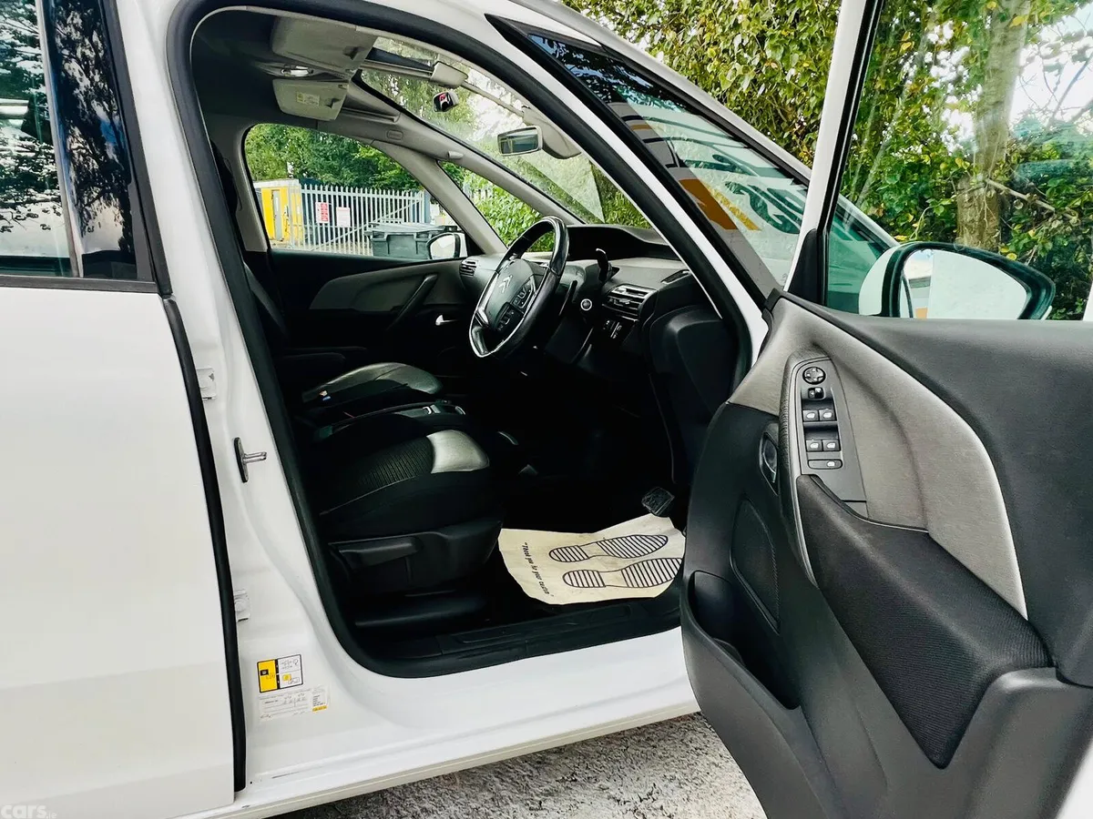 Citroen C4 Picasso MPV, Diesel, 2015, White