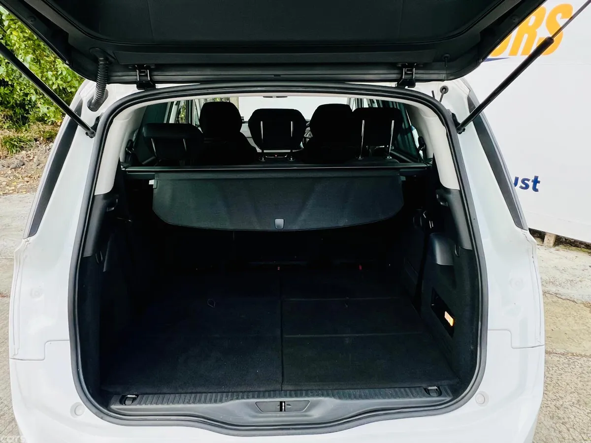 Citroen C4 Picasso MPV, Diesel, 2015, White